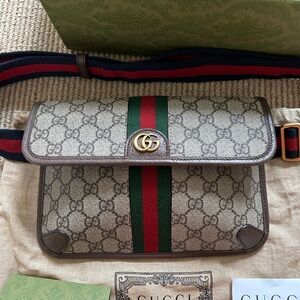 Gucci Fanny pack